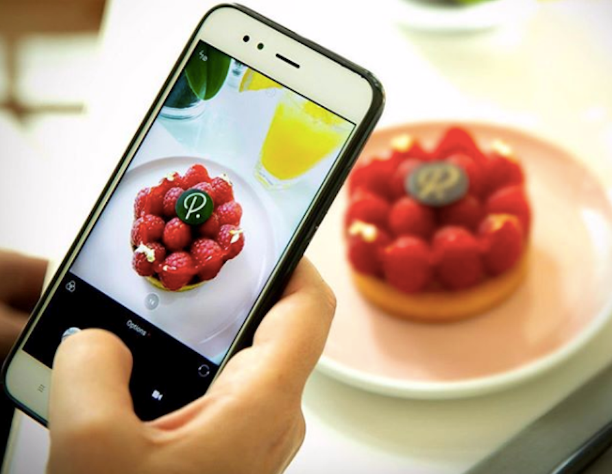 Dubai restaurant introduces ‘Instagram kit’ for diners - Caterer Middle ...
