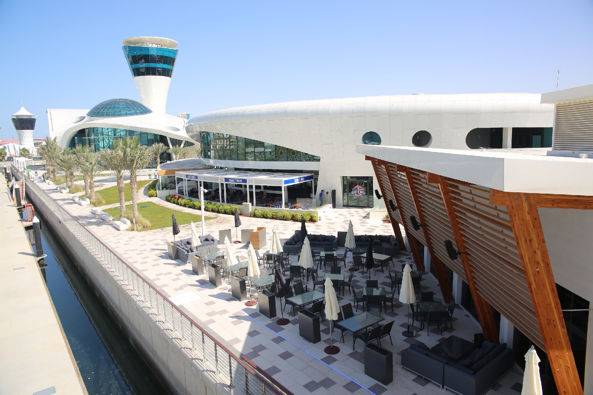 yas marina yacht club restaurants