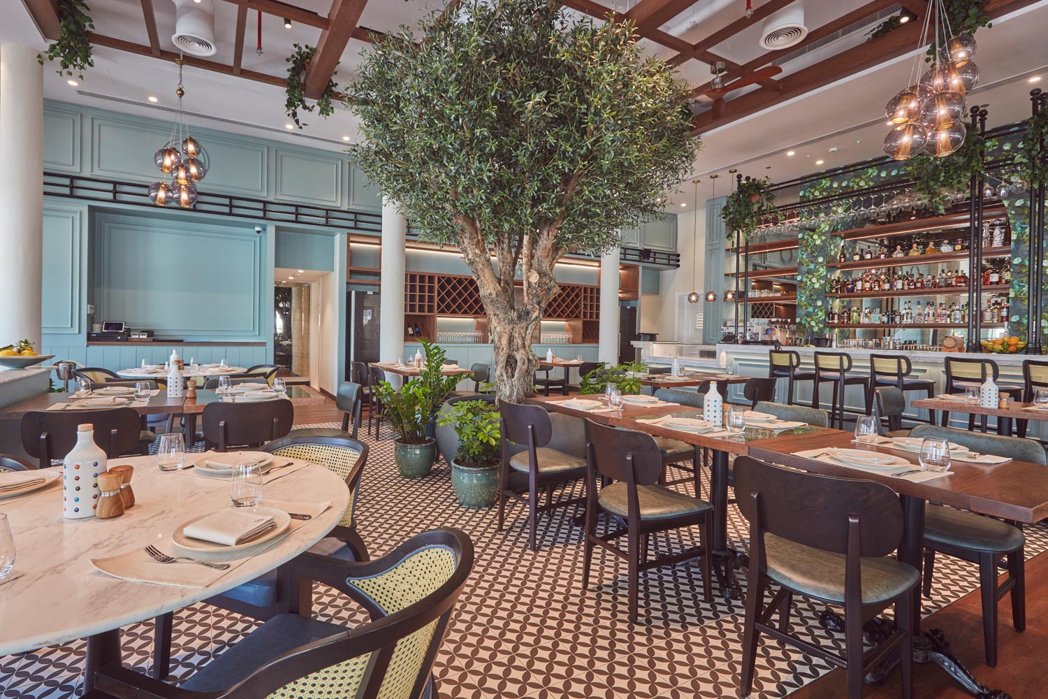 Take a look inside new Italian venue Isola Ristorante at Jumeirah ...