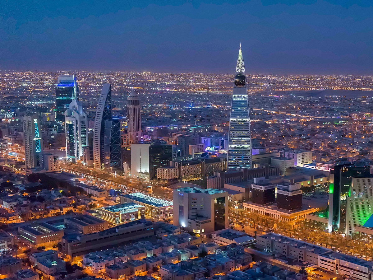 Riyadh City, Saudi Arabia, skyscraper riyadh, city night life, riyadh  night, HD phone wallpaper | Peakpx